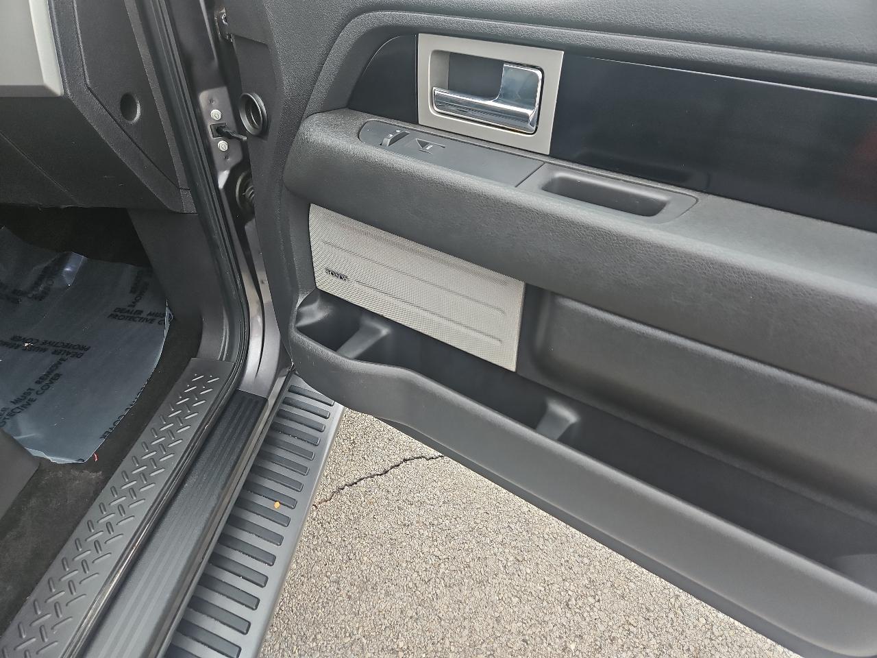 Ford F-150 FX2 SuperCab 6.5-ft. Bed 2WD 2011