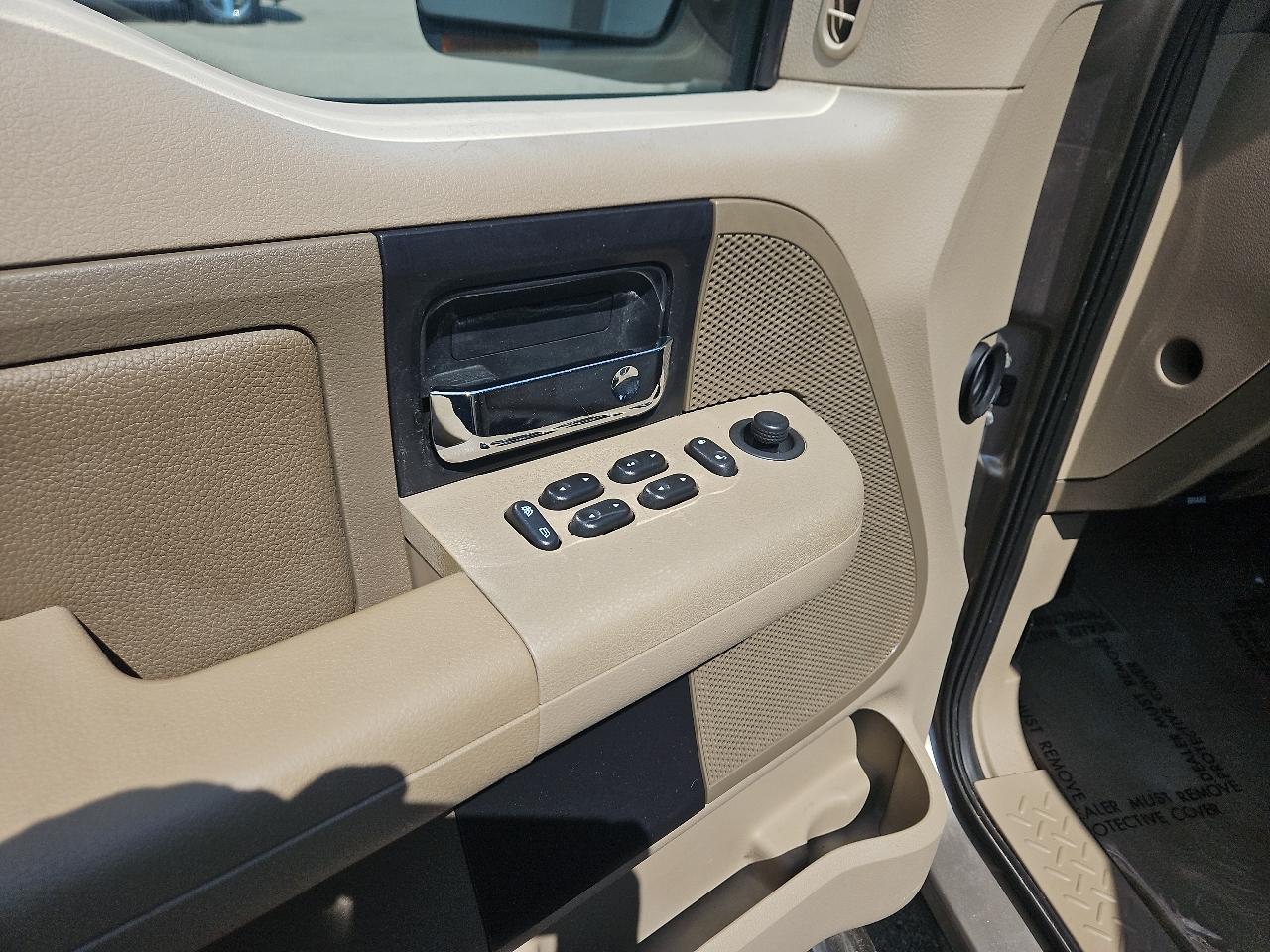 Ford F-150 Lariat SuperCab 4WD 2004