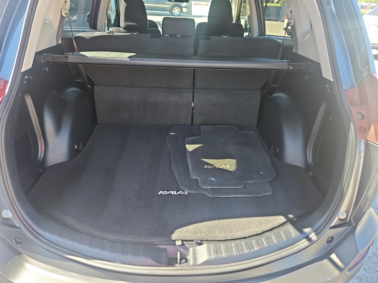 Toyota RAV4 XLE AWD 2014