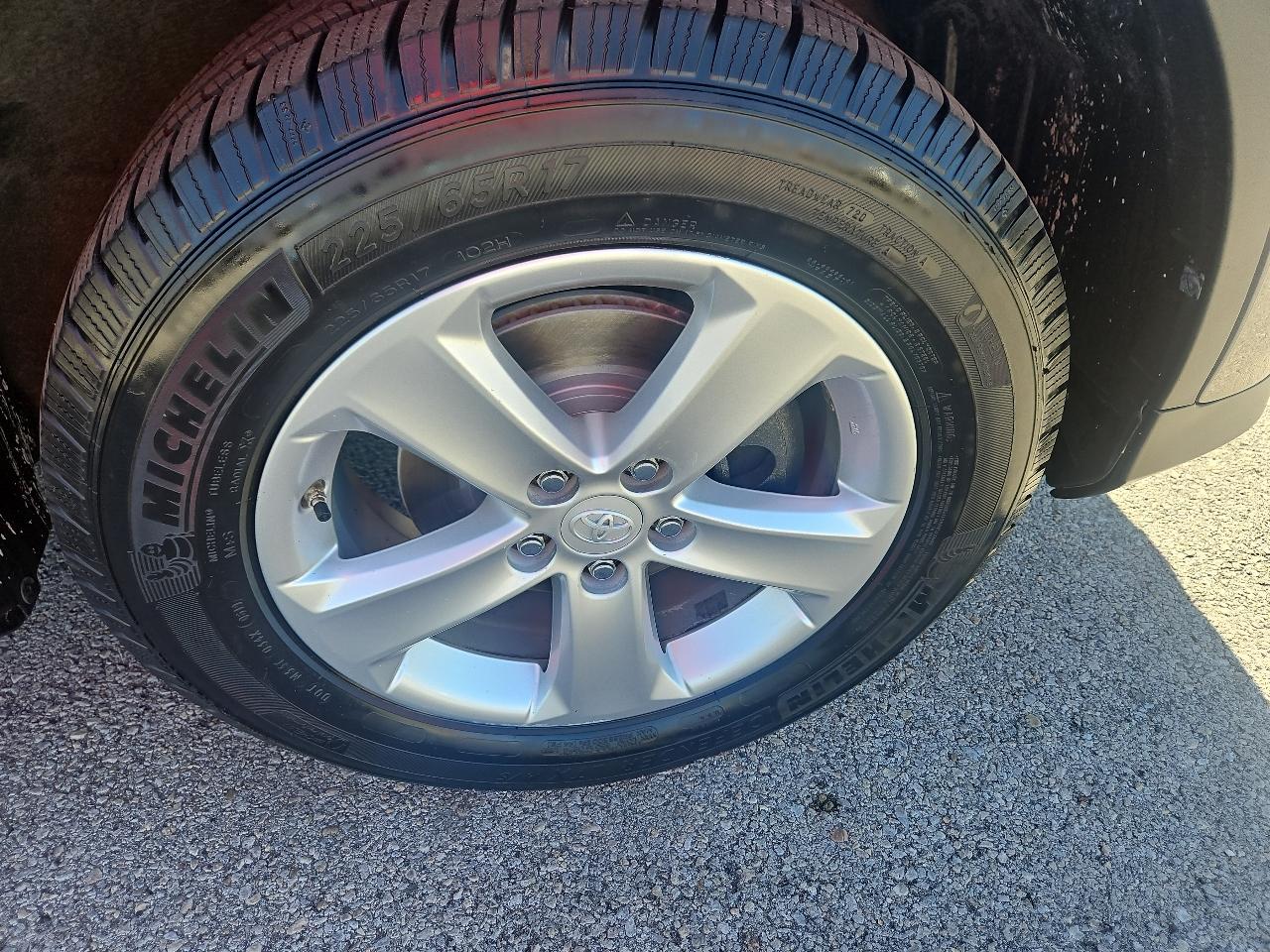 Toyota RAV4 XLE AWD 2014