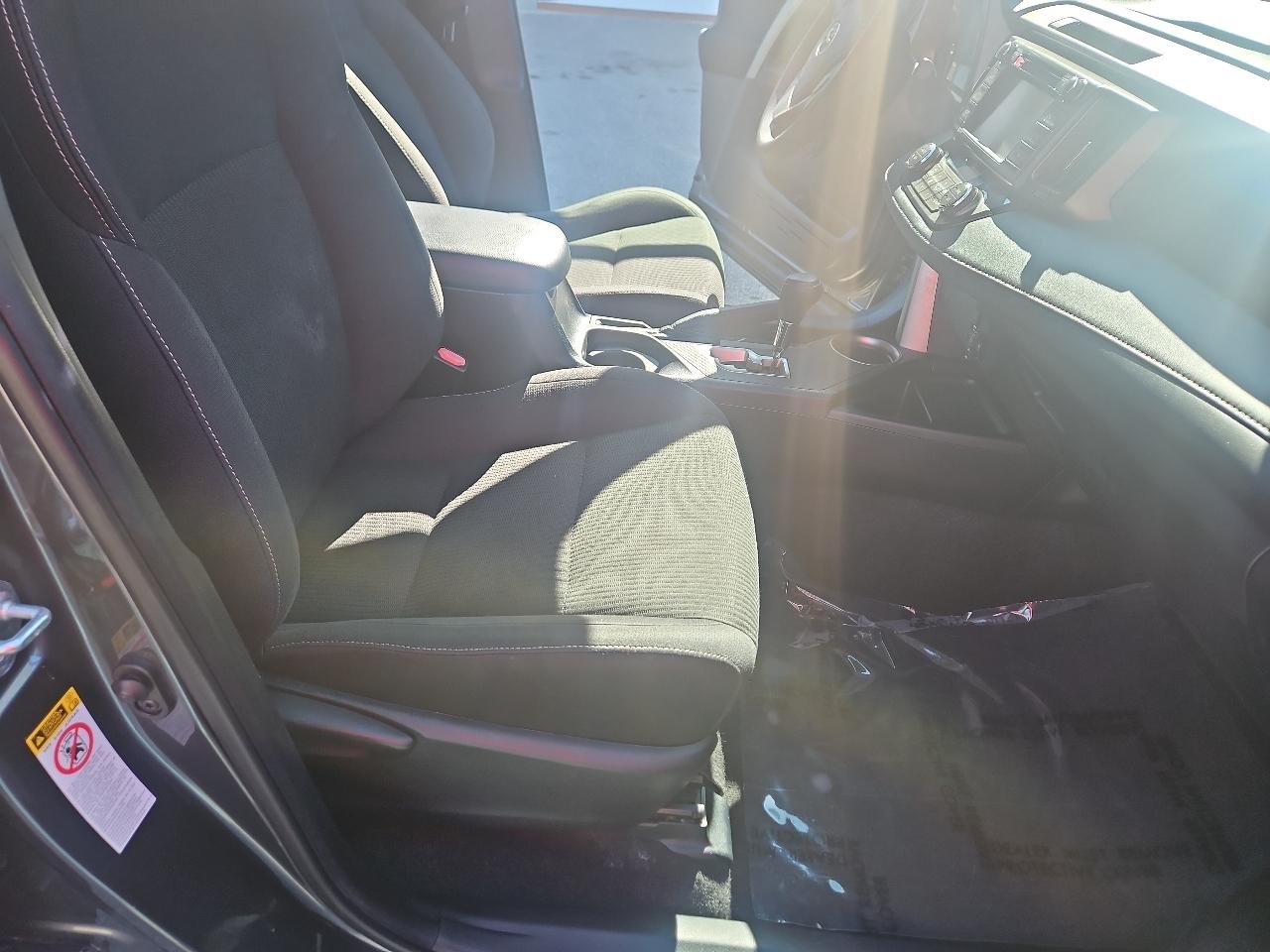 Toyota RAV4 XLE AWD 2014