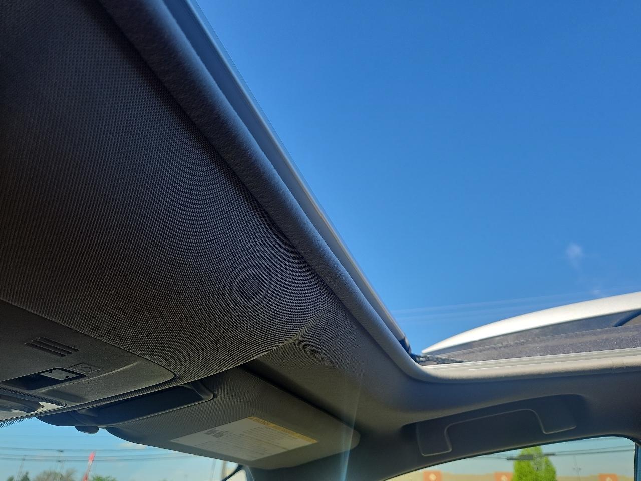 Toyota RAV4 XLE AWD 2014