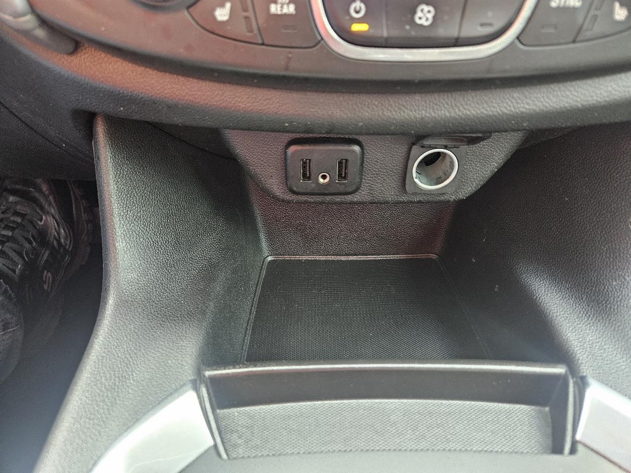 Chevrolet Traverse LT Cloth FWD 2019