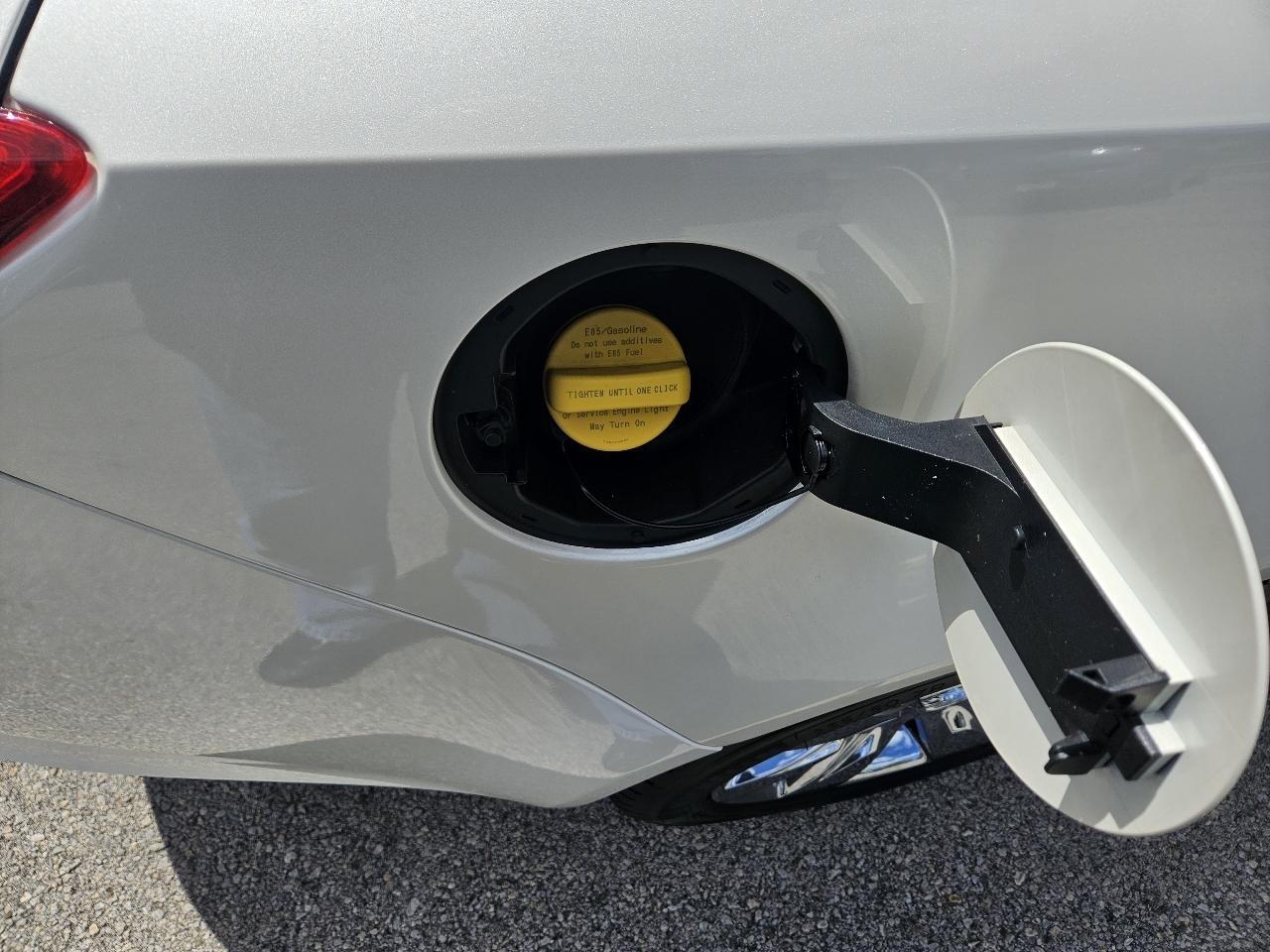 Buick Regal Base 2012