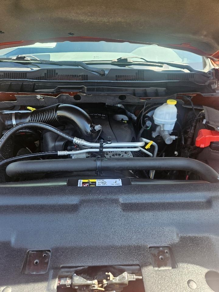 RAM 1500 SLT Crew Cab SWB 4WD 2013