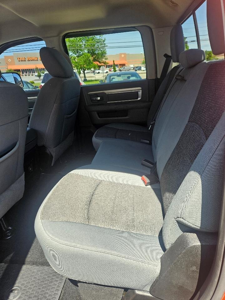 RAM 1500 SLT Crew Cab SWB 4WD 2013