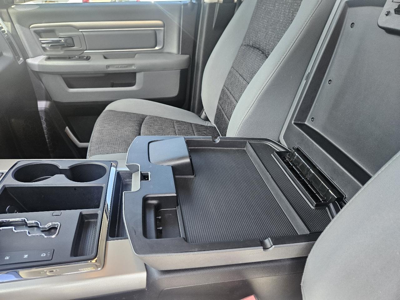 RAM 1500 SLT Crew Cab SWB 4WD 2013