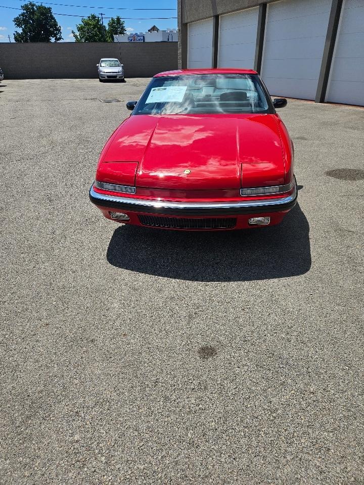Buick Reatta Coupe 1988