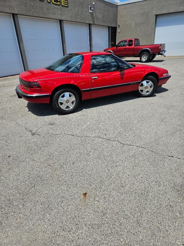 Buick Reatta Coupe 1988