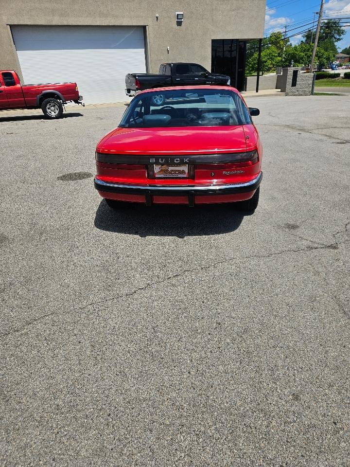 Buick Reatta Coupe 1988