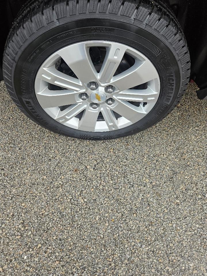 Chevrolet Equinox LTZ 2WD 2011