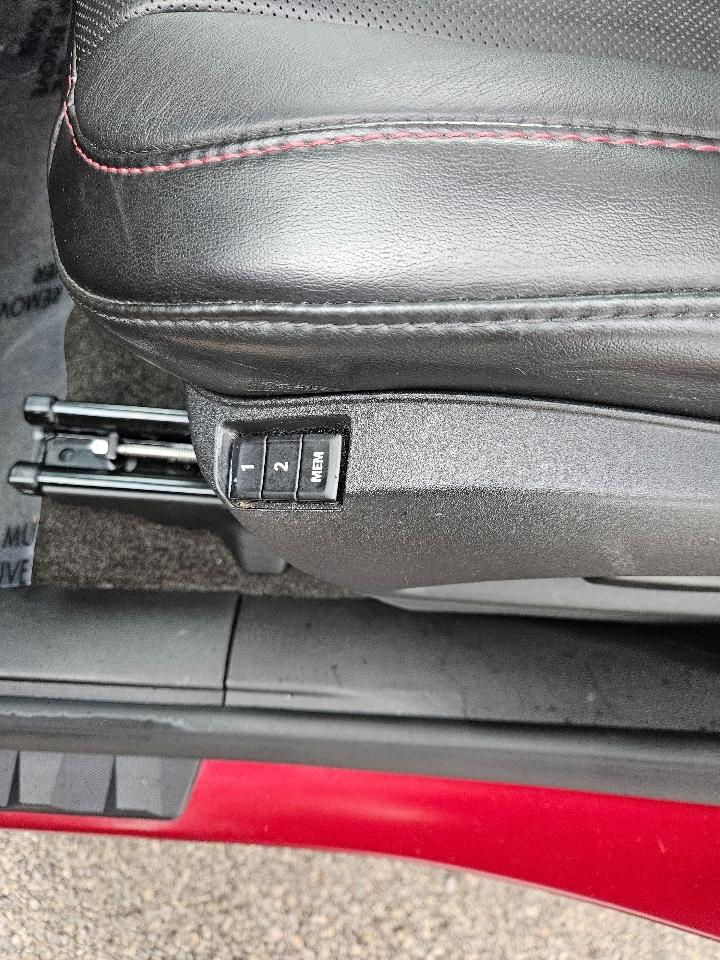 Chevrolet Equinox LTZ 2WD 2011