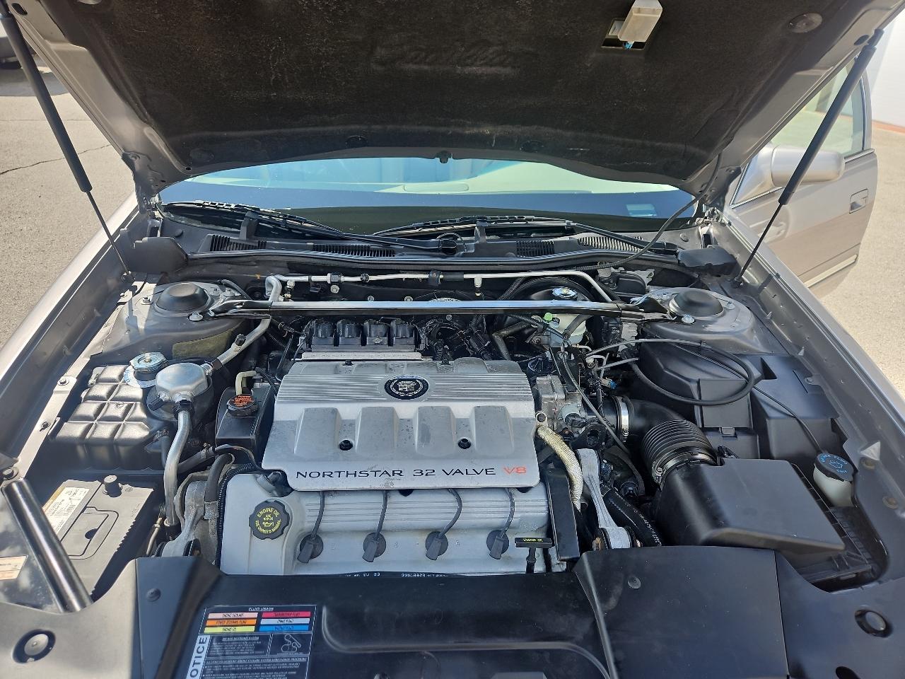 Cadillac DeVille Base 1998