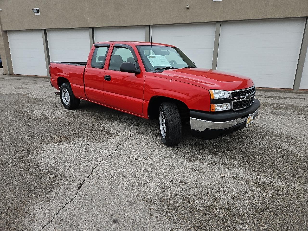 Chevrolet Silverado 1500 Work Truck Ext. Cab Long Bed 2WD 2006