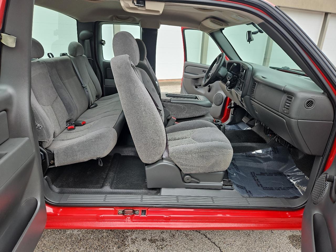Chevrolet Silverado 1500 Work Truck Ext. Cab Long Bed 2WD 2006