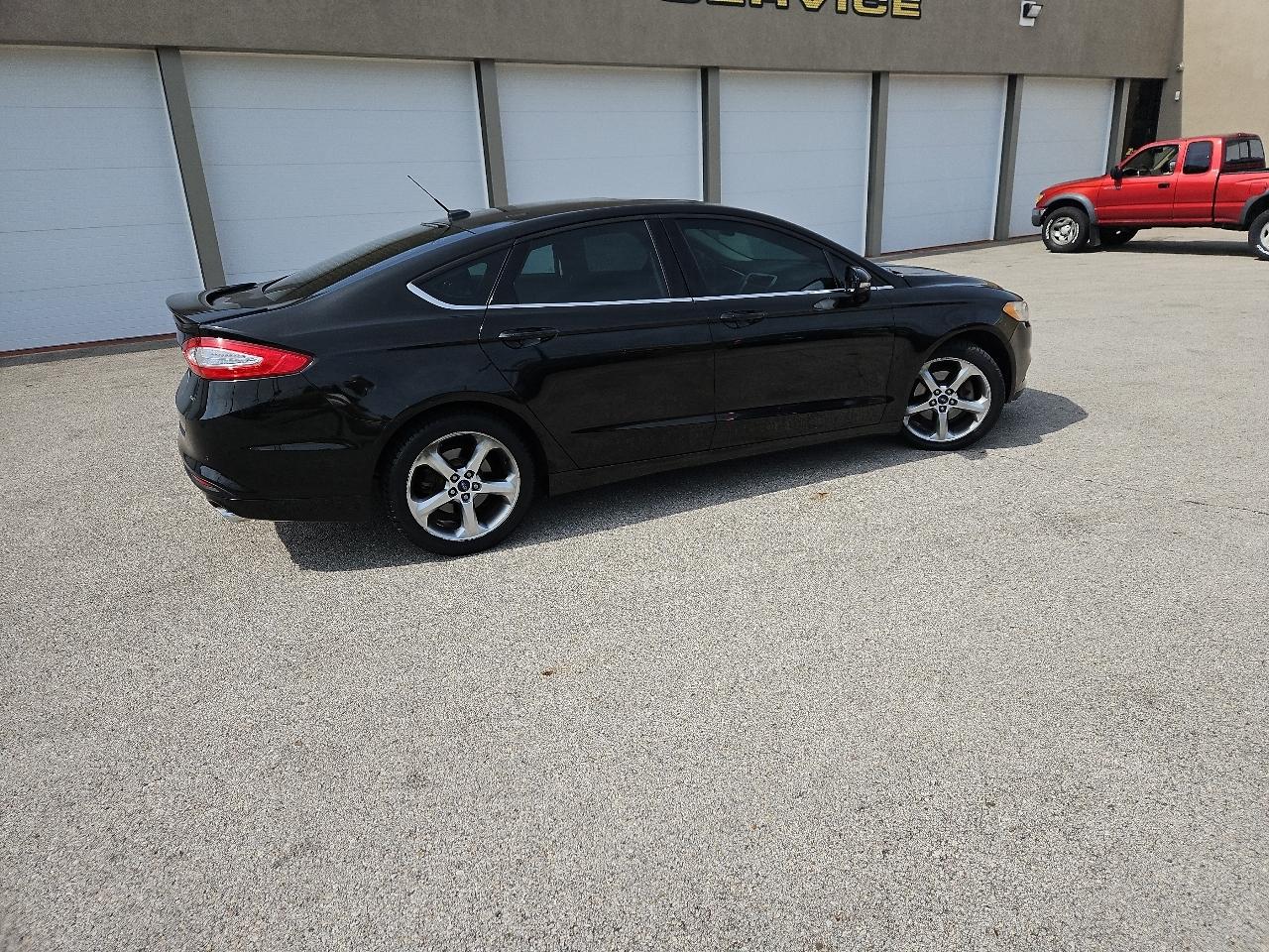 Ford Fusion SE 2014