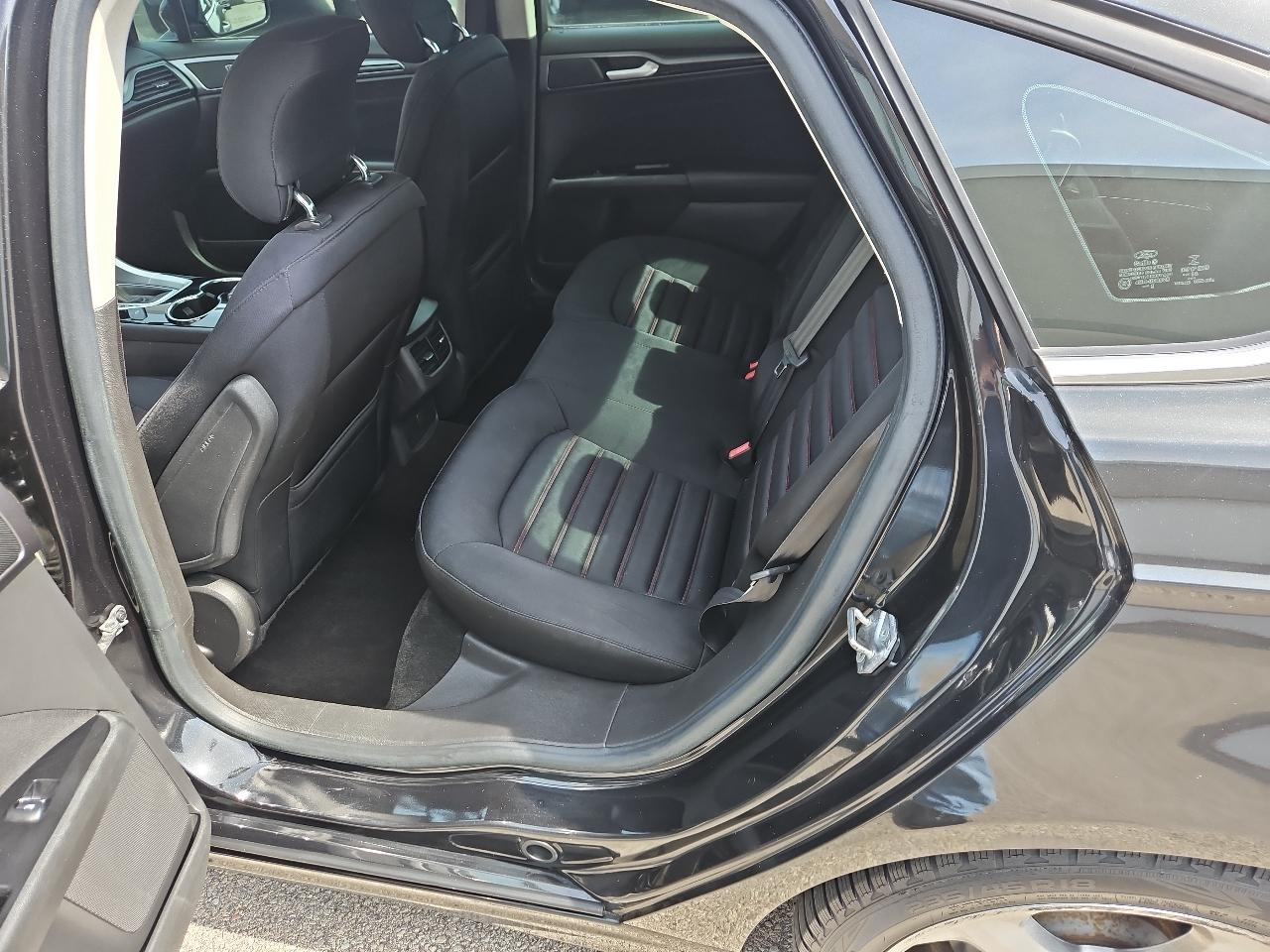 Ford Fusion SE 2014