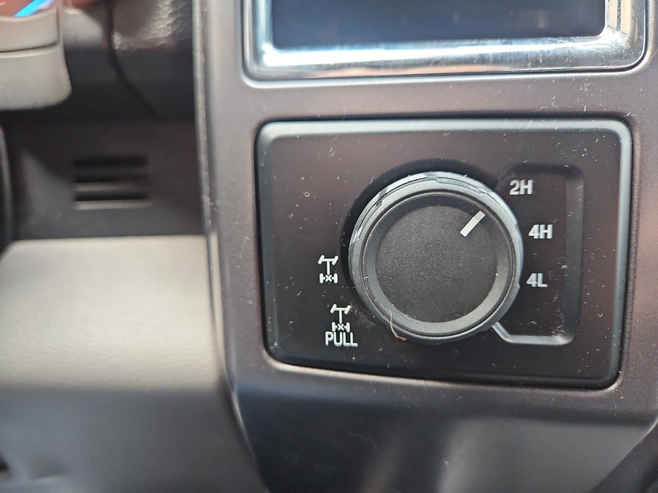 Ford F-150 XLT 6.5-ft. Bed 4WD 2015