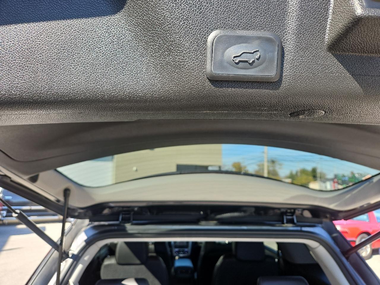 GMC Acadia Denali AWD 2014