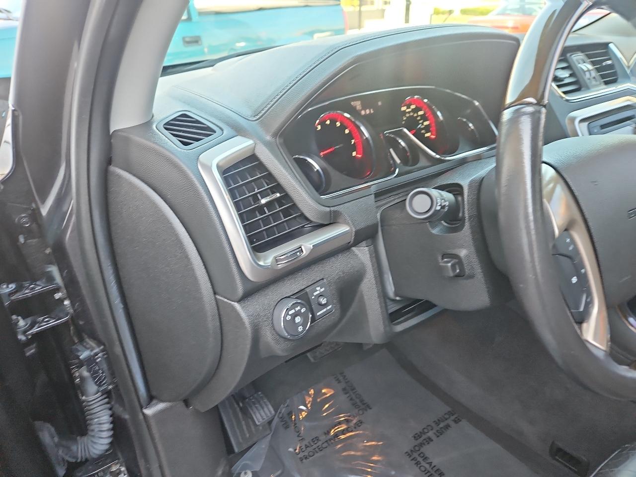 GMC Acadia Denali AWD 2014