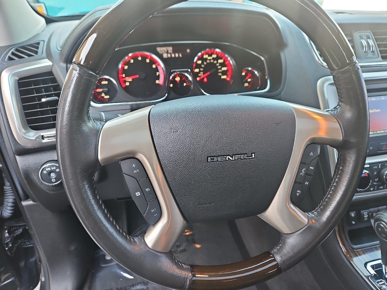 GMC Acadia Denali AWD 2014
