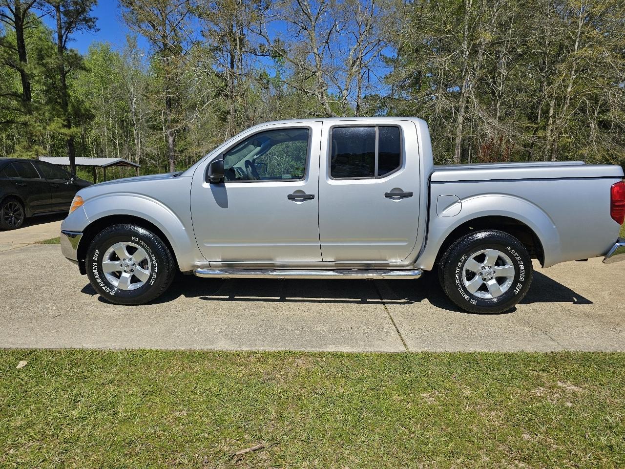 Nissan Frontier 2WD 00 SE King Cab V6 Auto DR 2009