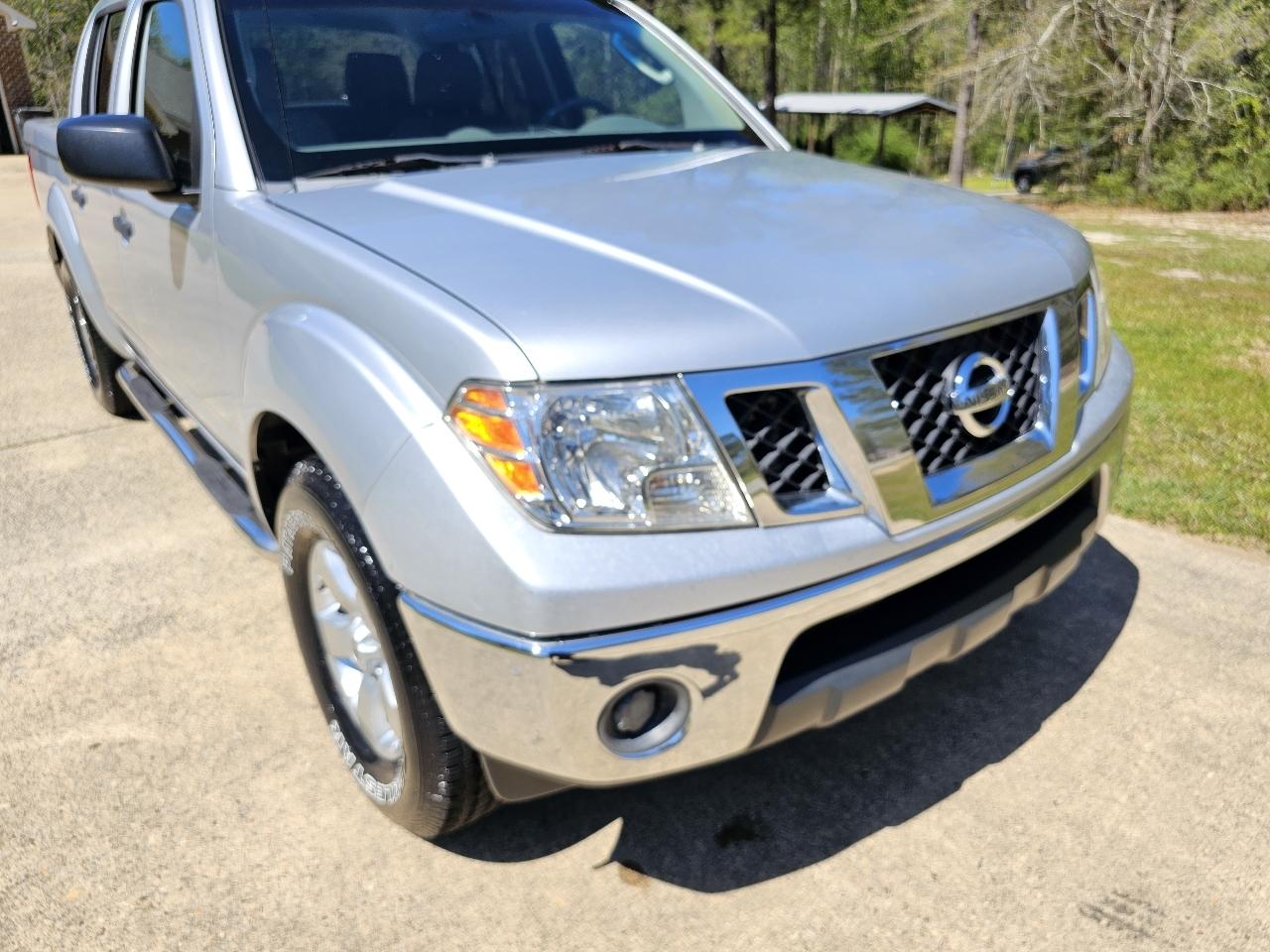 Nissan Frontier 2WD 00 SE King Cab V6 Auto DR 2009