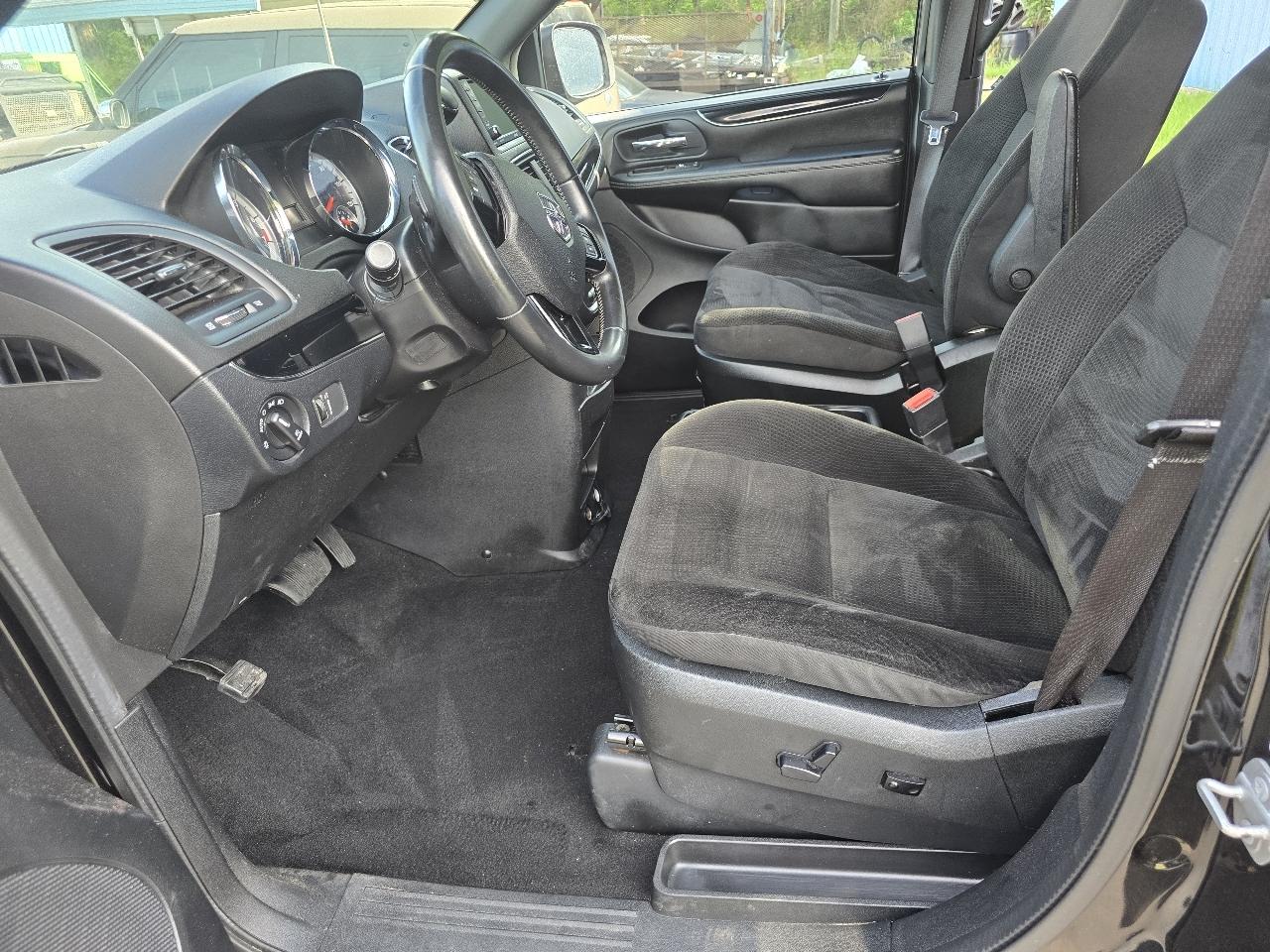 Dodge Grand Caravan SE 2019
