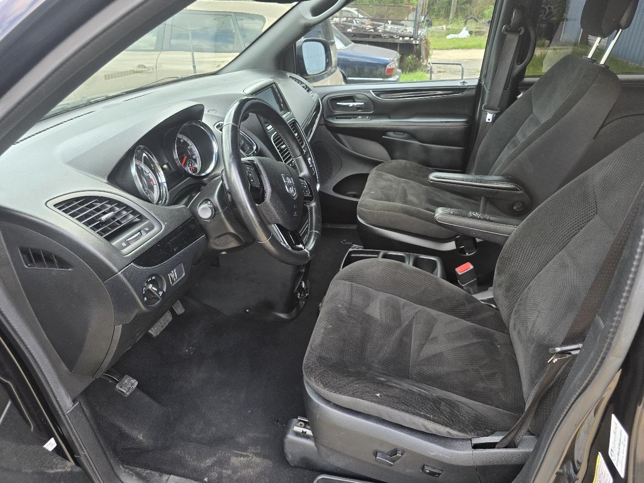 Dodge Grand Caravan SE 2019