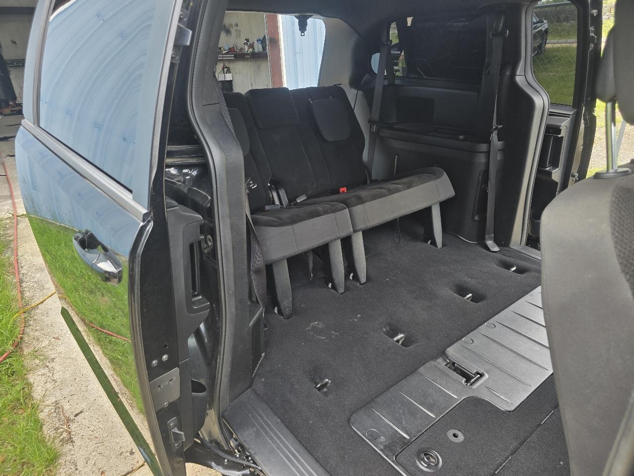 Dodge Grand Caravan SE 2019