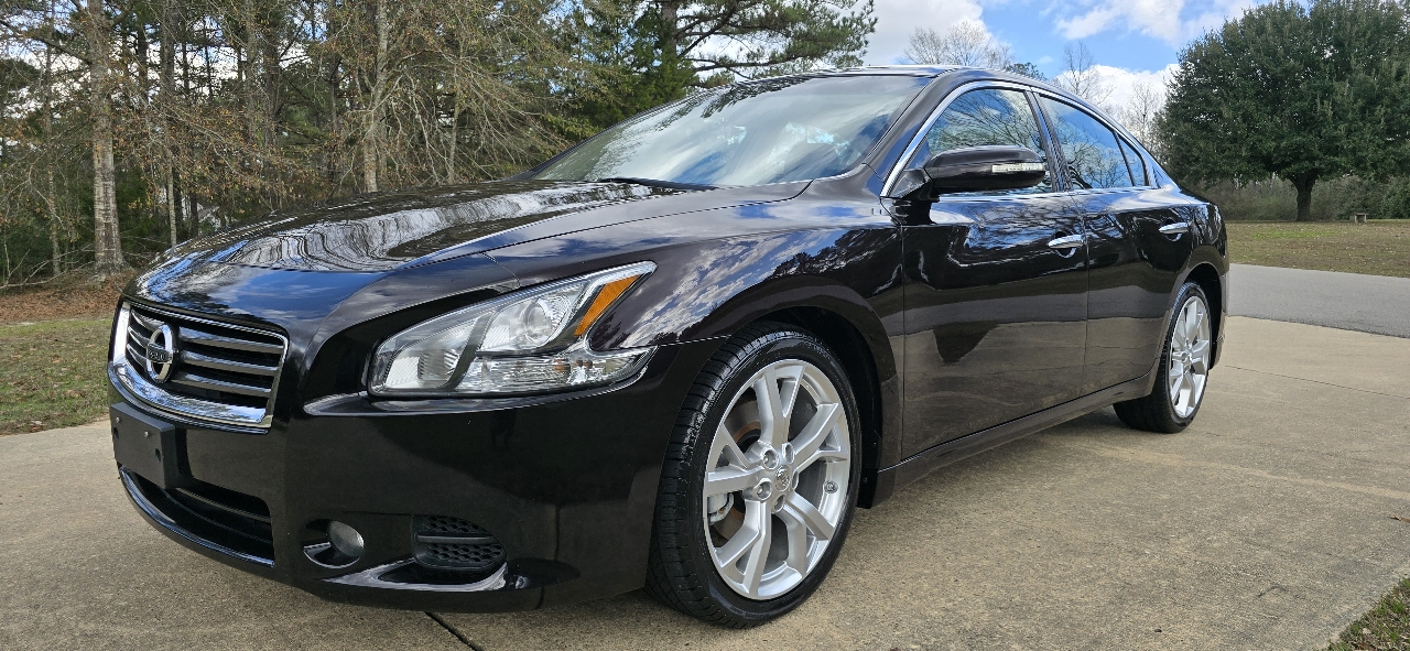 Nissan Maxima SV 2012