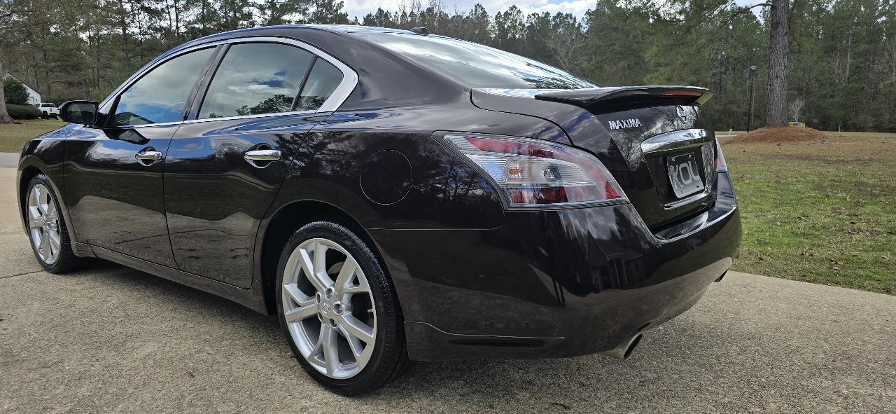 Nissan Maxima SV 2012