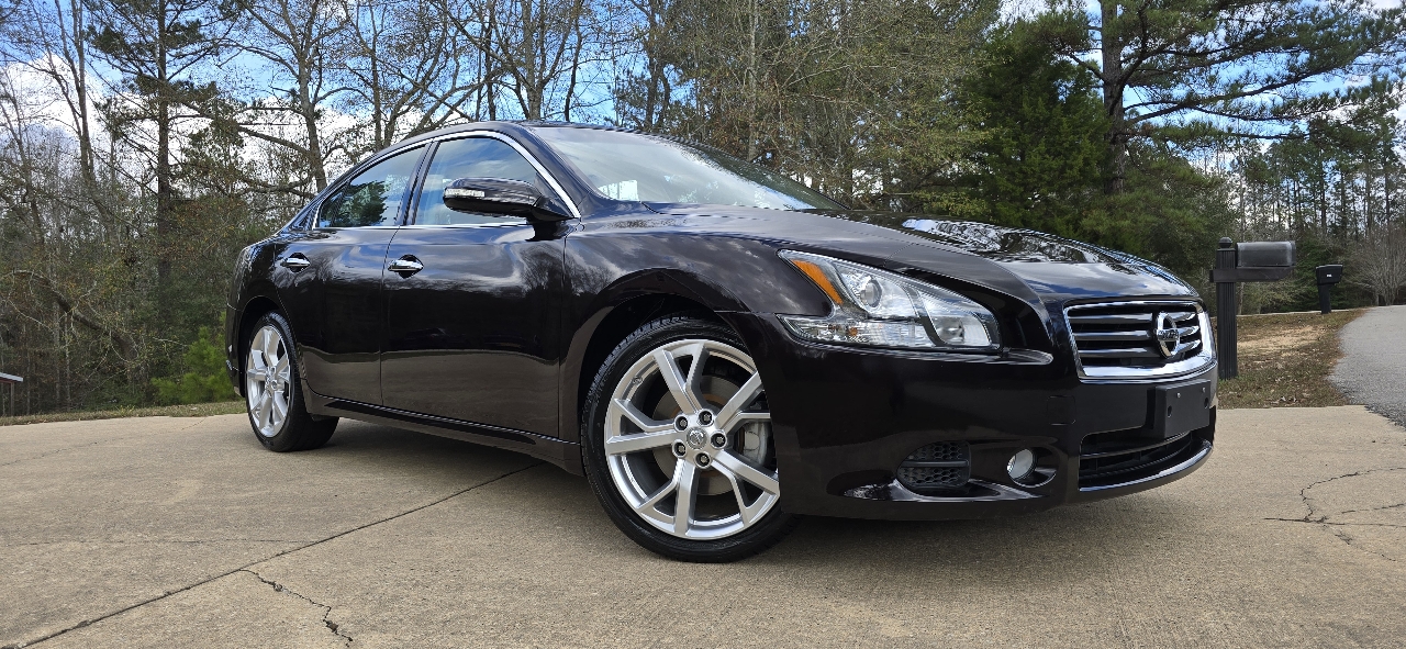 Nissan Maxima SV 2012