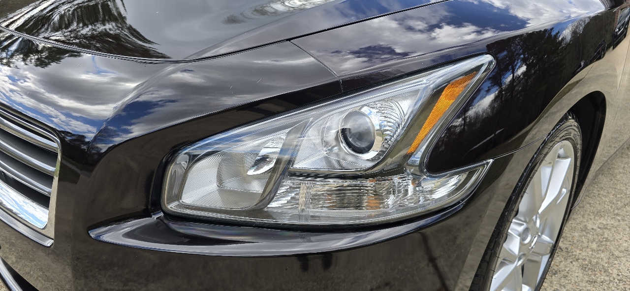 Nissan Maxima SV 2012