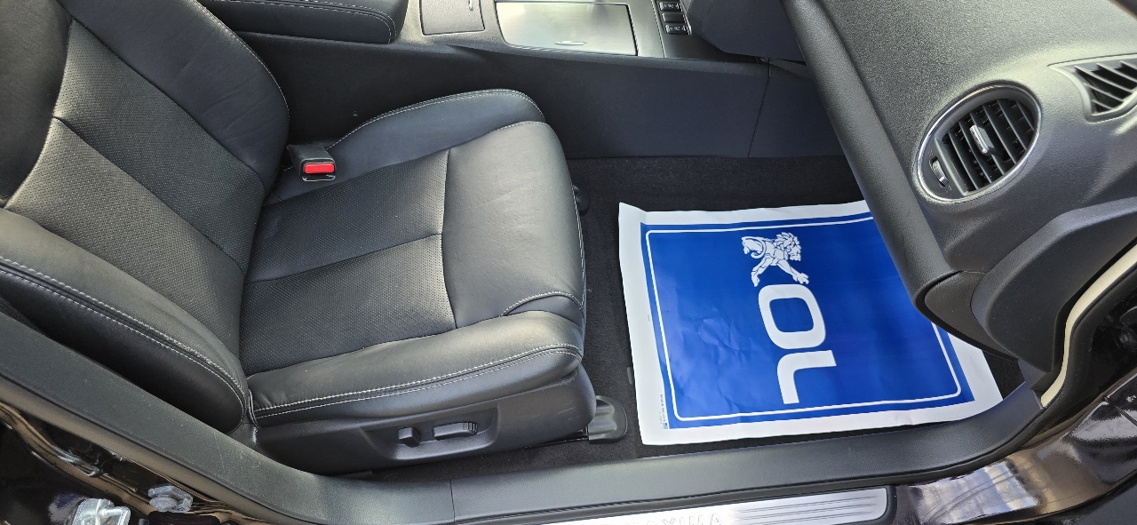 Nissan Maxima SV 2012