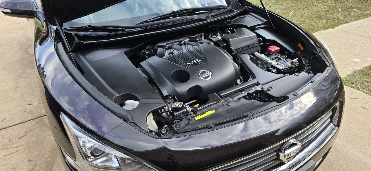 Nissan Maxima SV 2012