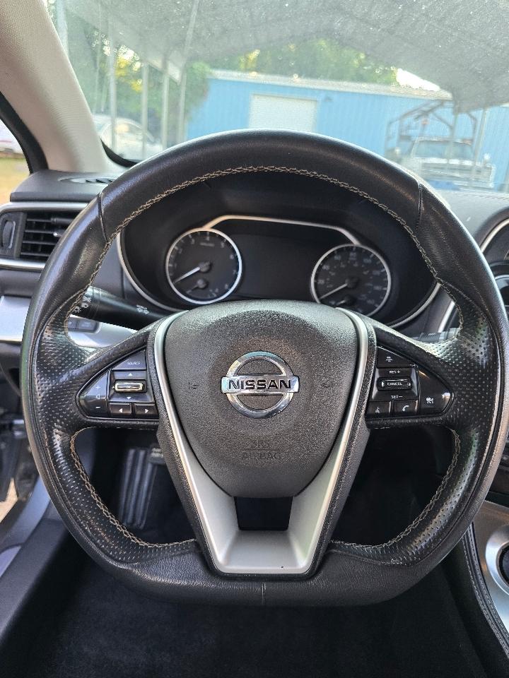 Nissan Maxima 3.5 SV 2022