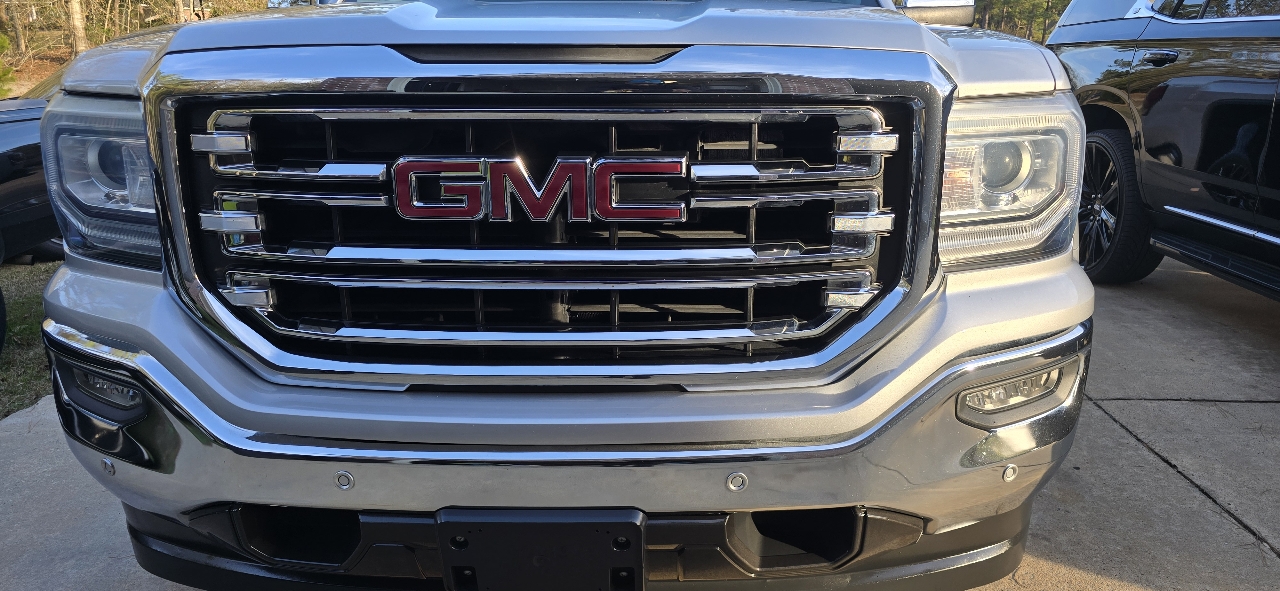 GMC Sierra 1500 2WD Crew Cab 143.5" SLT 2018