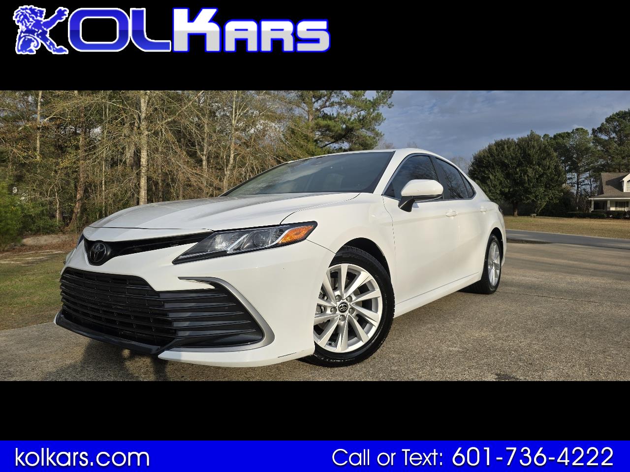 2022 Toyota Camry LE