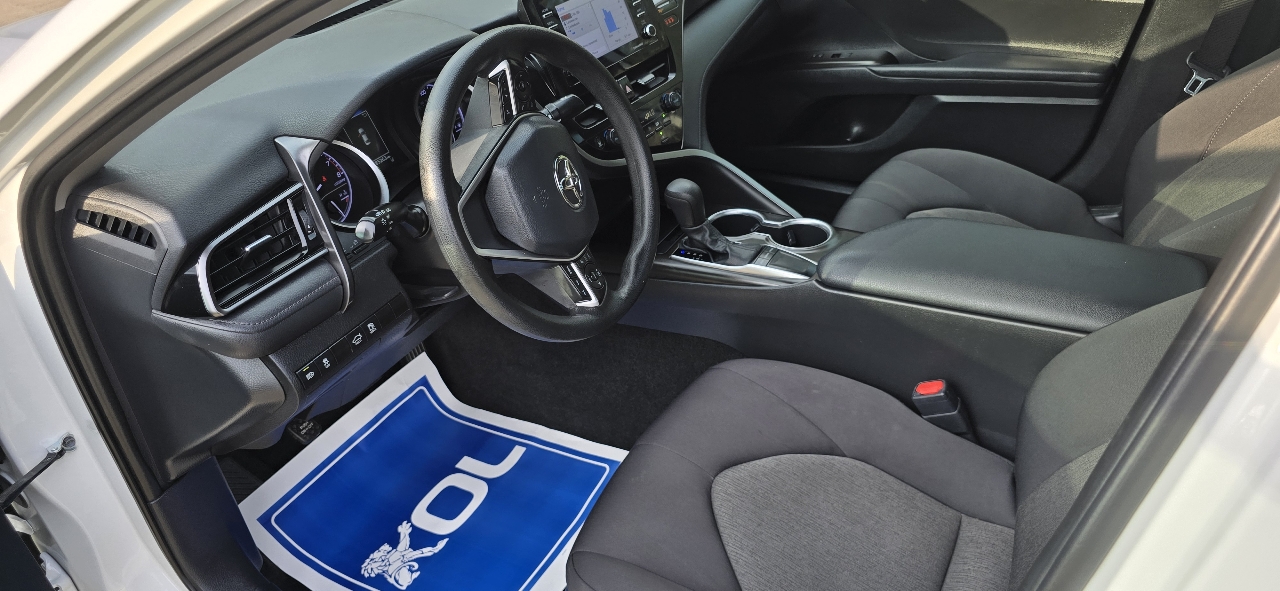 Toyota Camry LE 2022