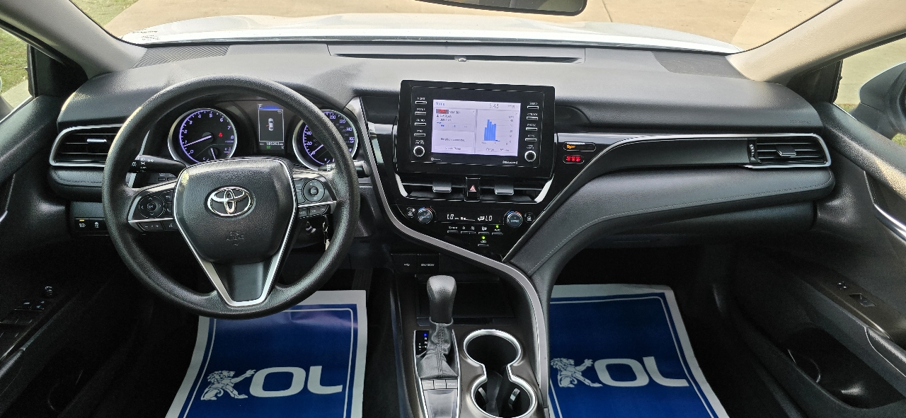 Toyota Camry LE 2022