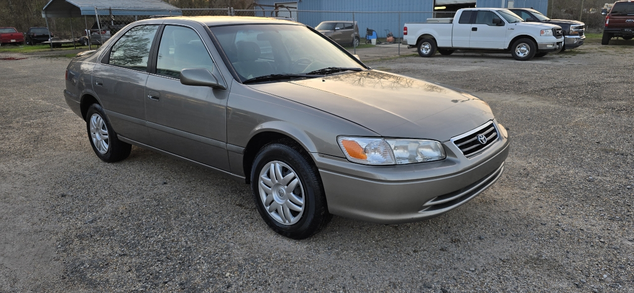 Toyota Camry XLE 2001