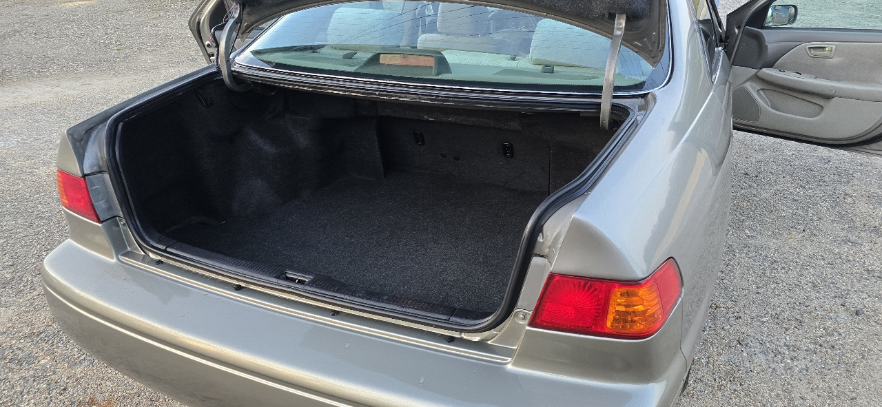 Toyota Camry XLE 2001