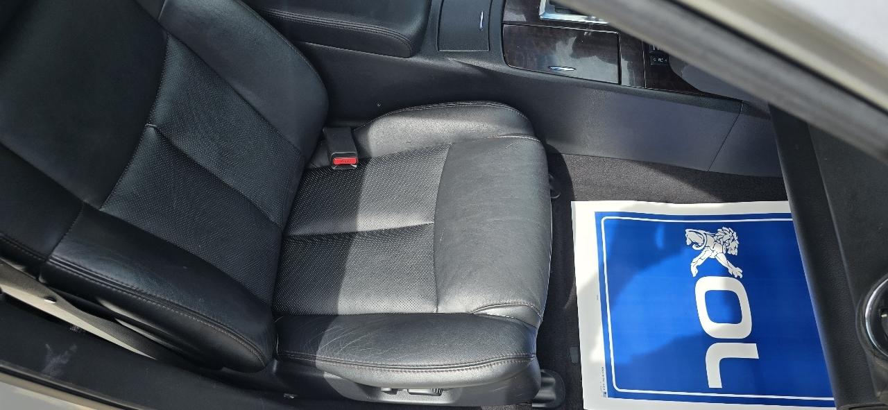 Nissan Maxima SV 2011