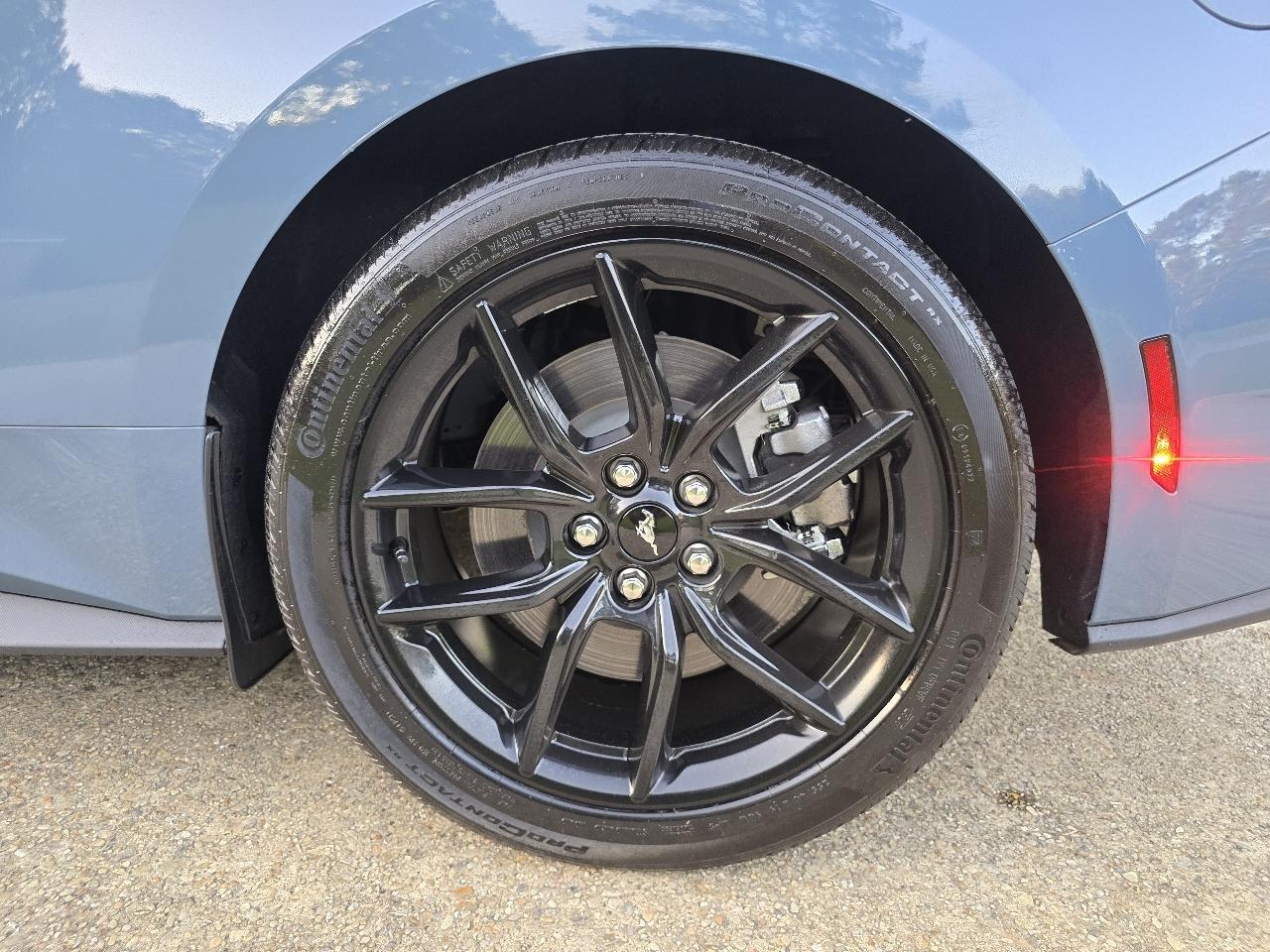 Ford Mustang GT Premium Coupe 2025