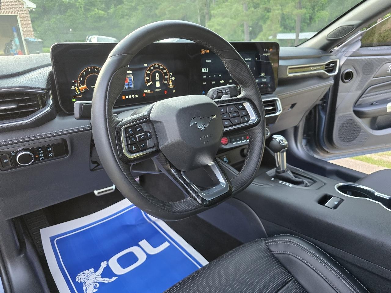 Ford Mustang GT Premium Coupe 2025