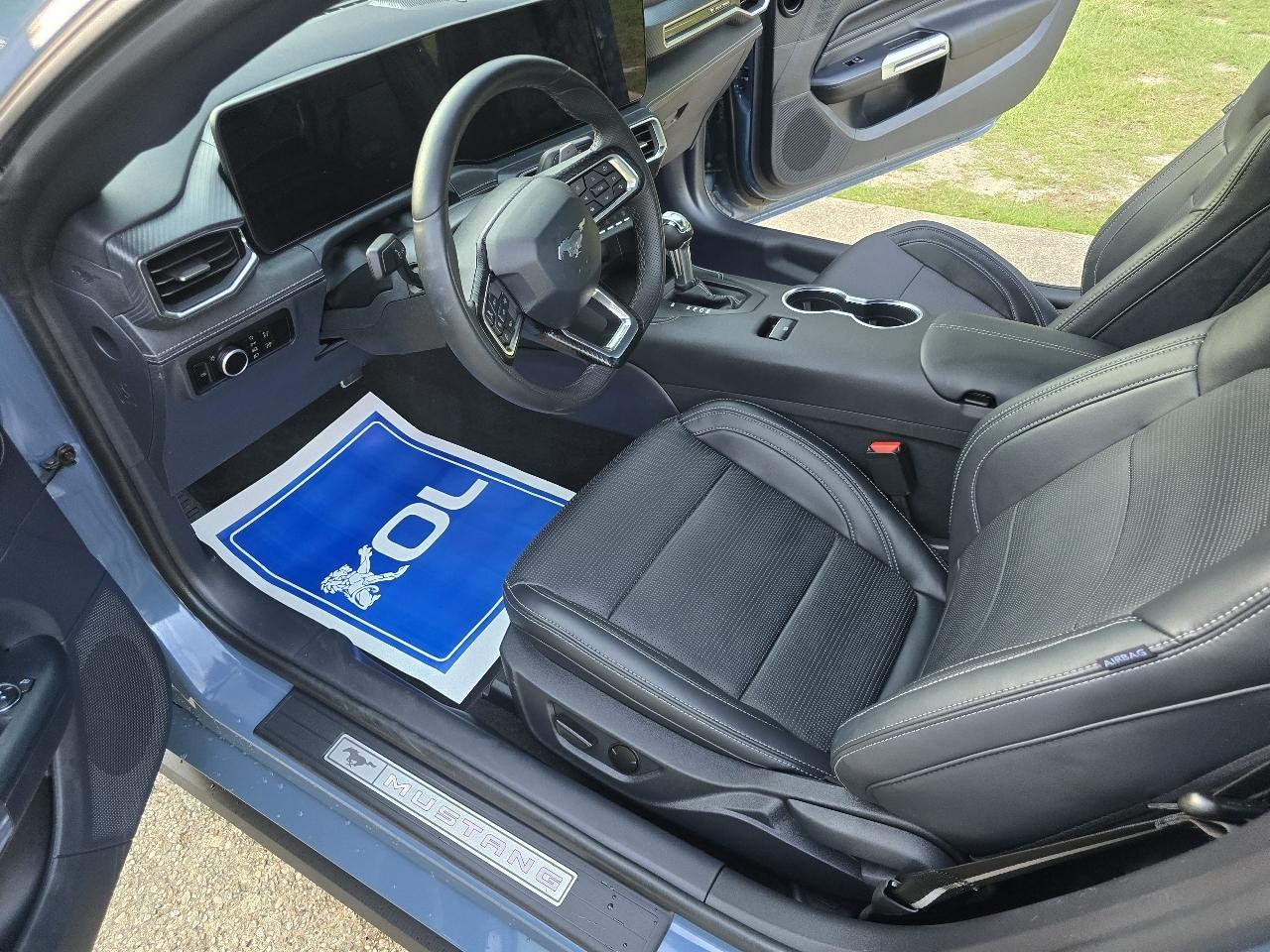Ford Mustang GT Premium Coupe 2025