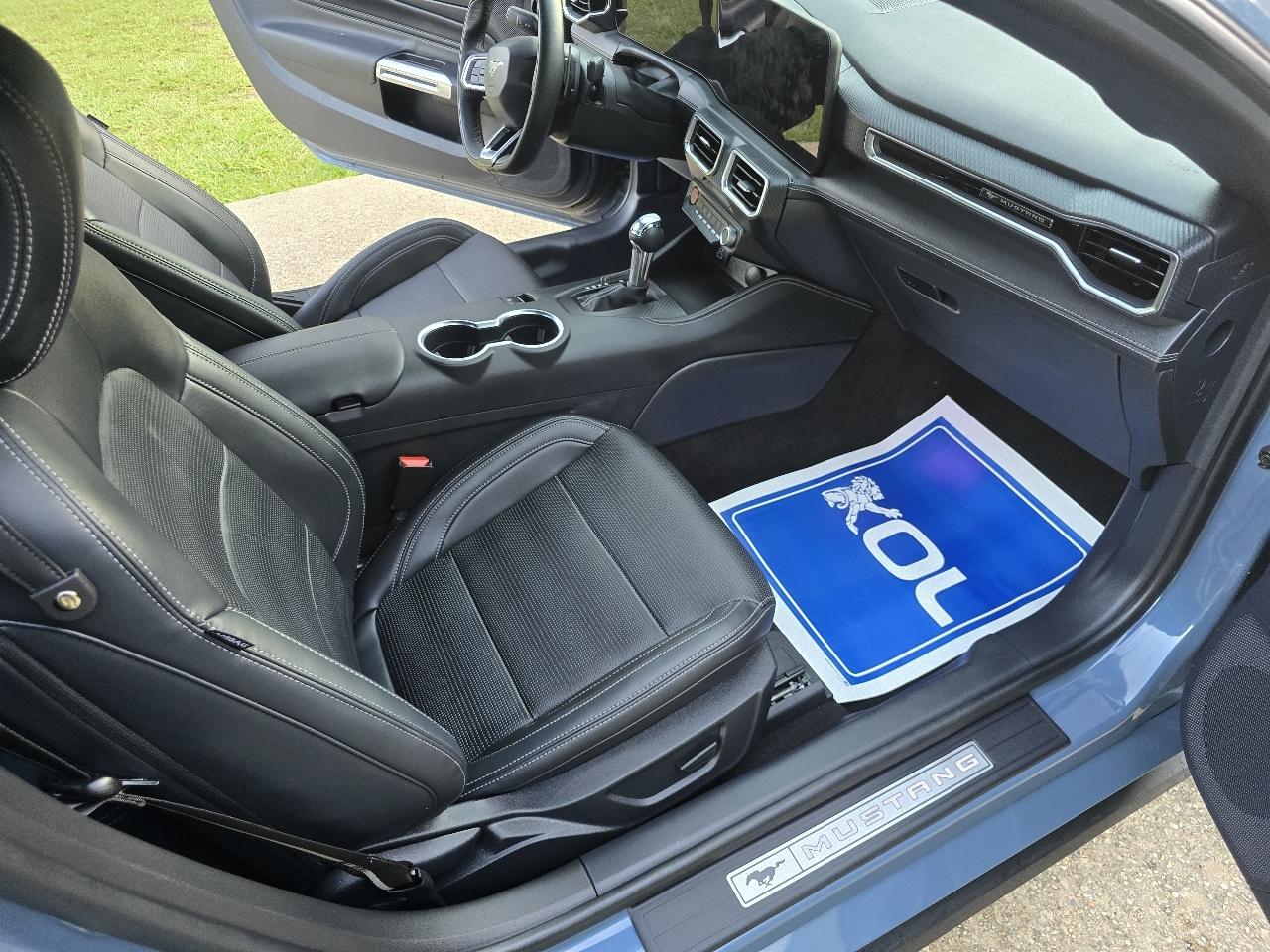 Ford Mustang GT Premium Coupe 2025