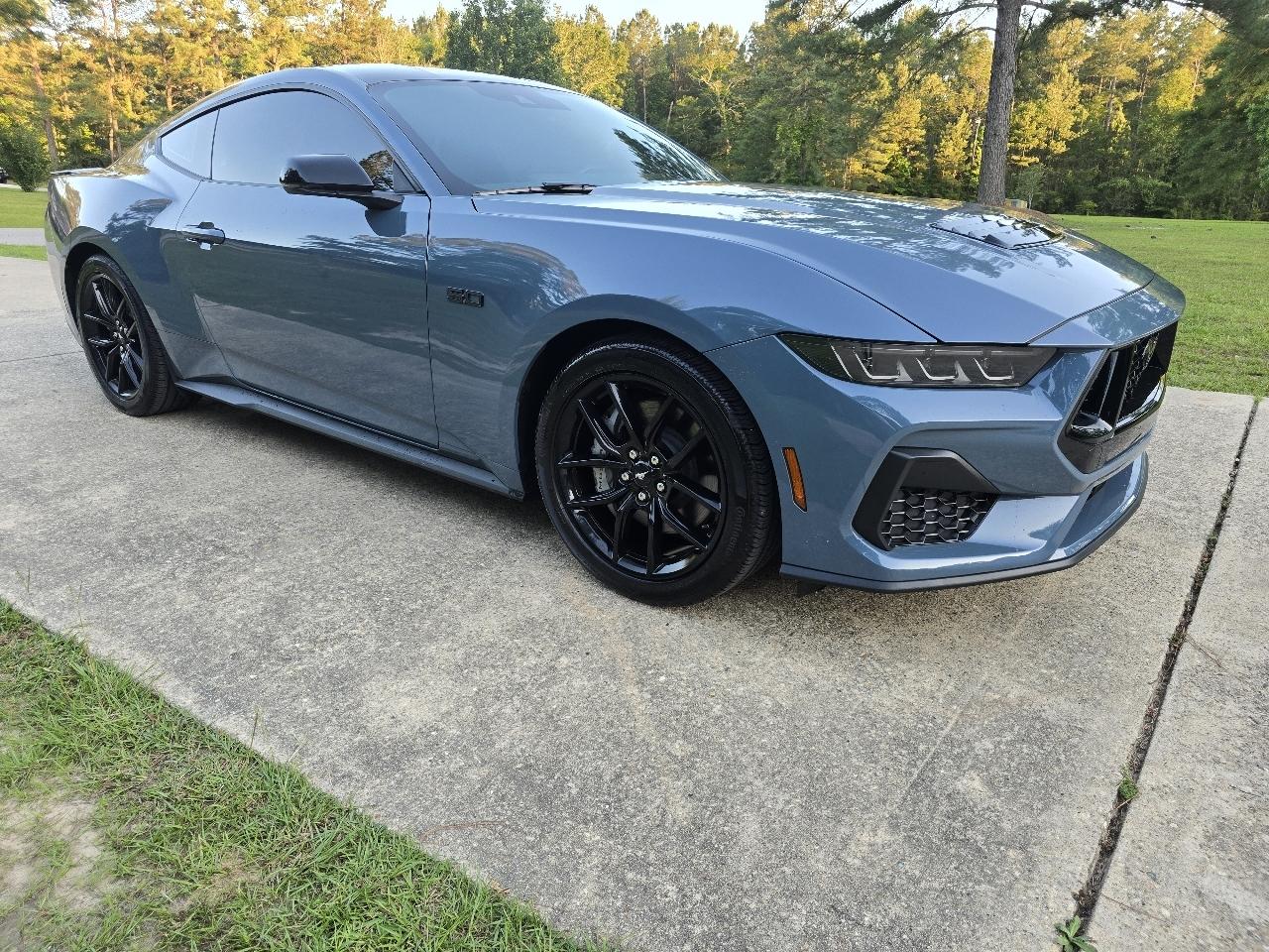 Ford Mustang GT Premium Coupe 2025