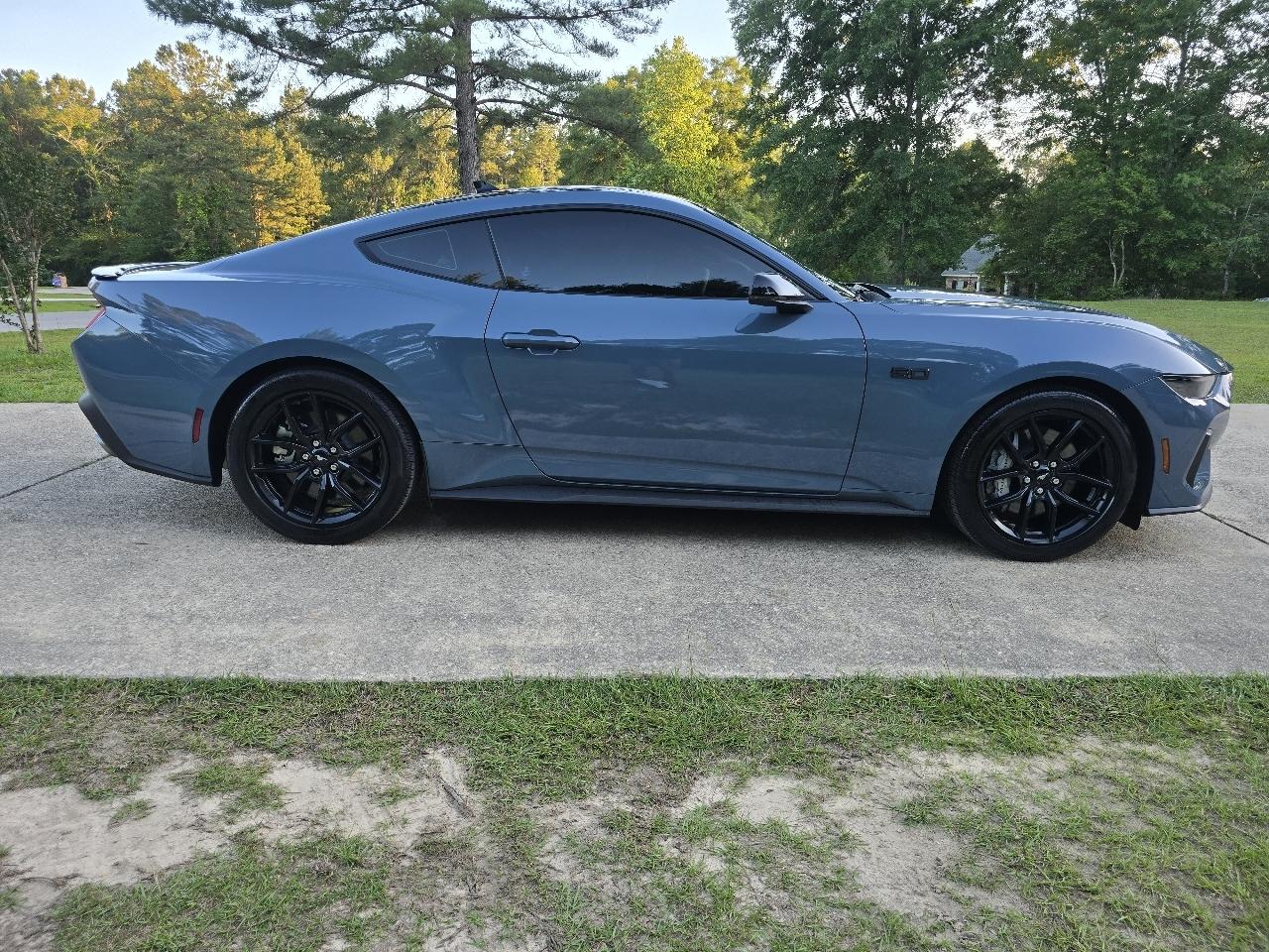 Ford Mustang GT Premium Coupe 2025
